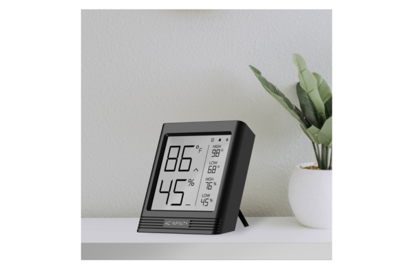 Load image into Gallery viewer, AC Infinity - CLOUDCOM B1 Smart Thermo-Hygrometer with App &amp; 12&#39; Sensor
